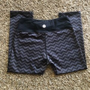 IAB Chevron Capris